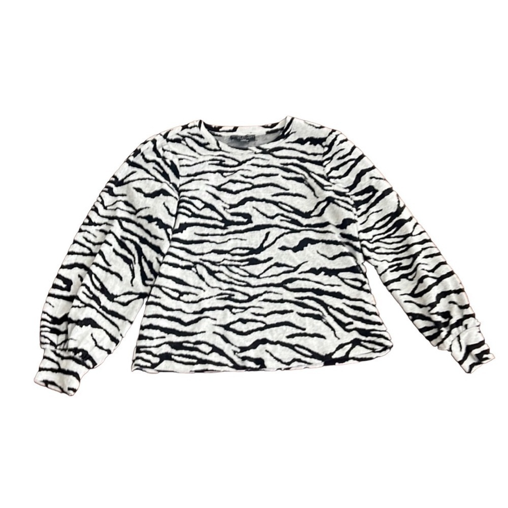 Women’s Social Stamdard zebra print pullover size M